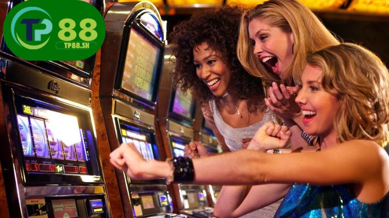 Giao diện nhà cái TV – Thiết kế đơn giản, hiển thị rõ các chuyên mục game